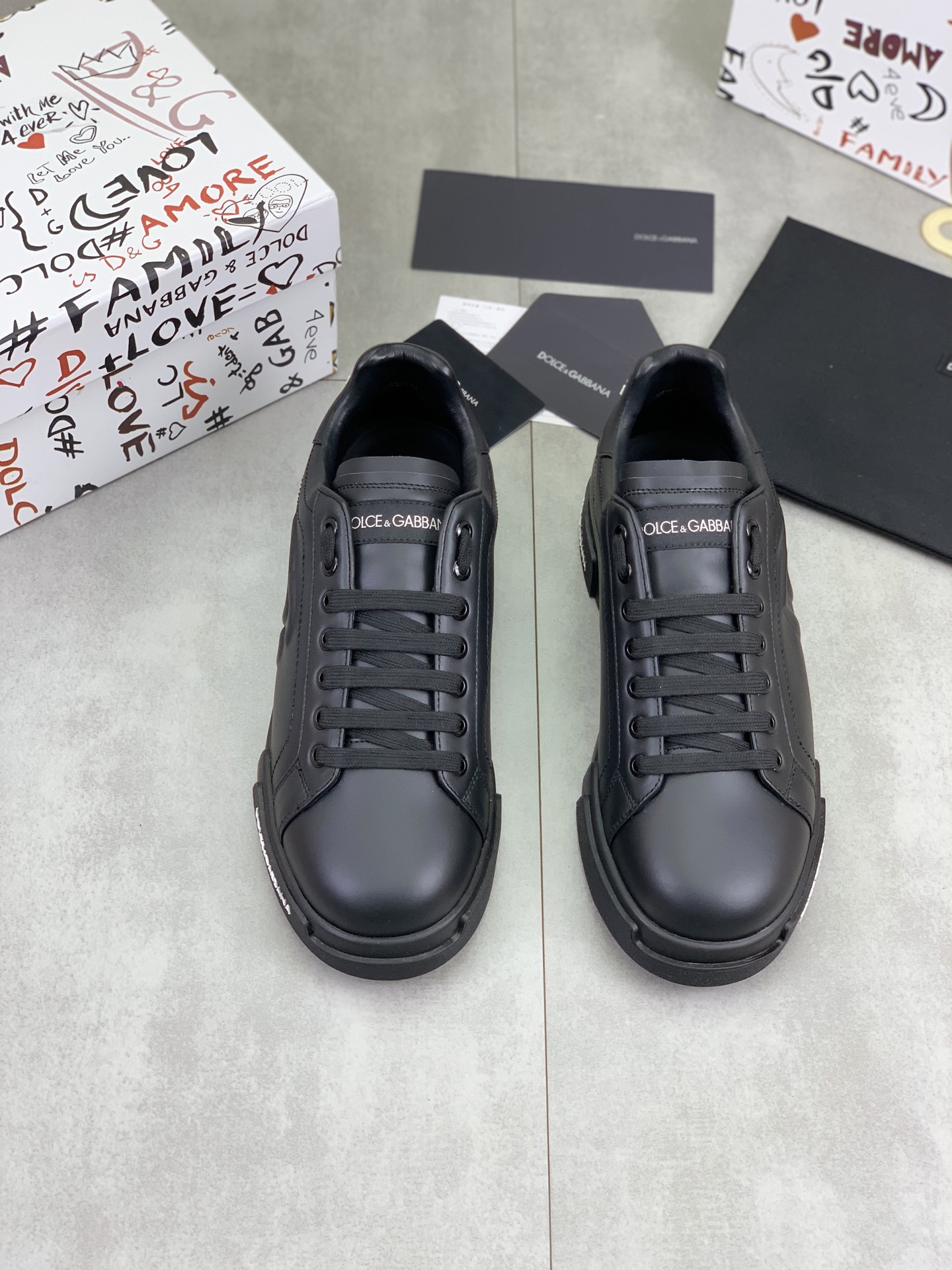 olce & Gabbana shoe